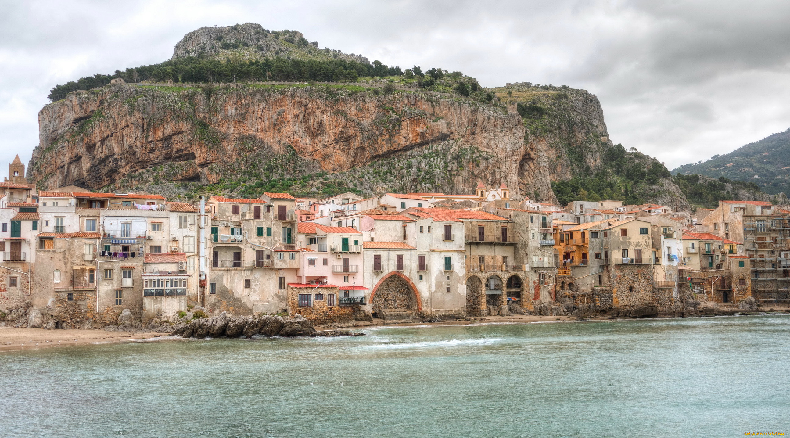 cefalu , ,     , , , , 